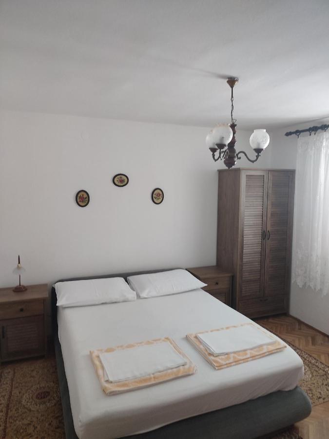 Apartments By The Sea Podaca, Makarska - 2576 Bagian luar foto